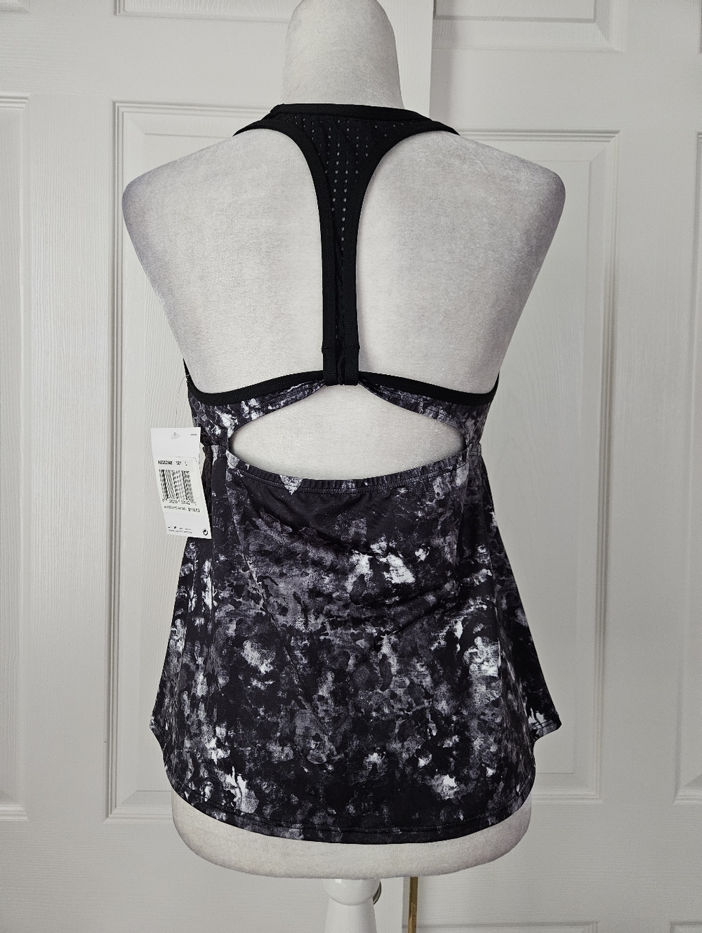 Nike NWT Swim Tankini Top - Picture 3 of 8